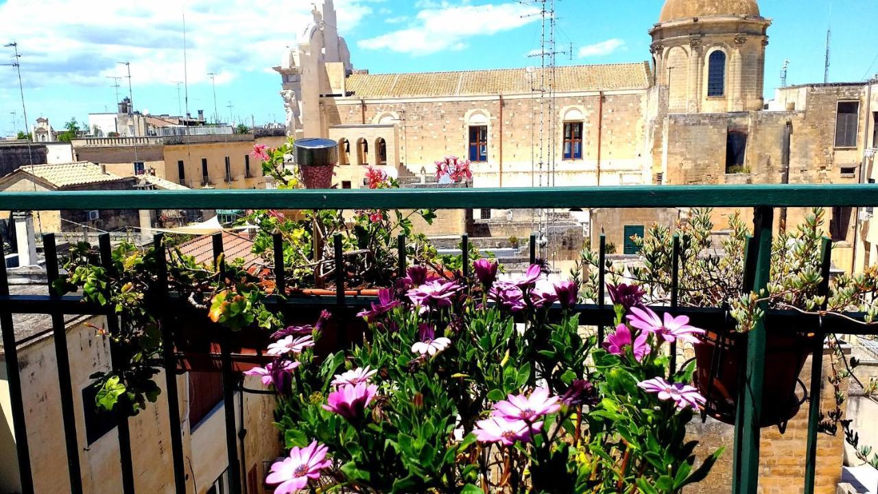 Bed and Breakfast Attico Barocco Lecce Exterior foto