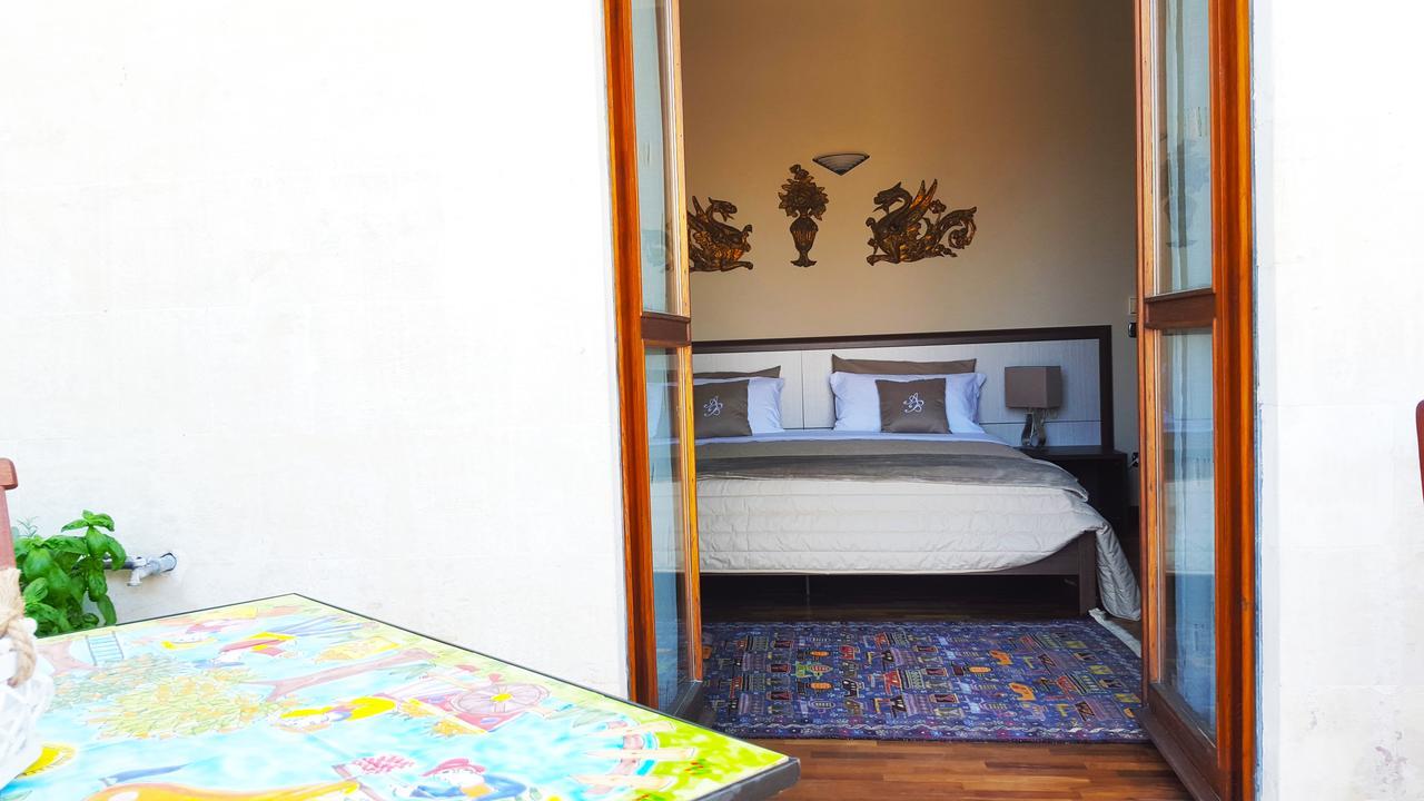 Bed and Breakfast Attico Barocco Lecce Exterior foto