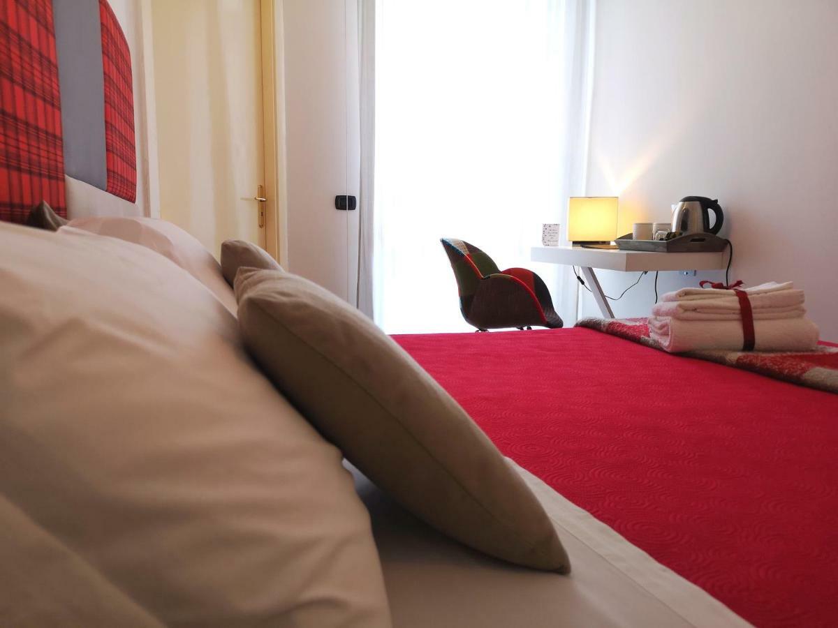 Bed and Breakfast Attico Barocco Lecce Exterior foto